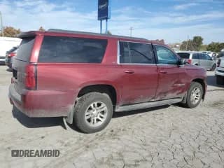✅ 2019 Chevrolet Suburban LT • VIN: 1GNSKHKC7KR355116 • Lot: 77168814. Wystawiony na Copart z przebiegiem 81 257 mil. Bezpłatny archiwum sprzedaży aukcyjnych z USA i szczegółowy raport historii pojazdu na DreamBid. Zdjęcie 3.
