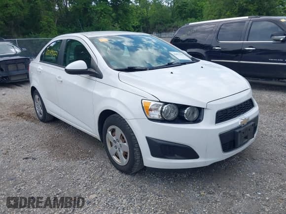 ✅ 2016 Chevrolet Sonic LS • VIN: 1G1JA5SH3G4120520 • Lot: 42471221. Listed on IAAI with 61,637 mi. Free auction sales archive from the USA and detailed vehicle history report at DreamBid. Image 1.