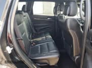 ✅ 2019 Jeep Grand Cherokee Overland • VIN: 1C4RJFCG8KC526698 • Lot: 61562865. Wystawiony na Copart z przebiegiem 141 926 mil. Bezpłatny archiwum sprzedaży aukcyjnych z USA i szczegółowy raport historii pojazdu na DreamBid. Zdjęcie 12.