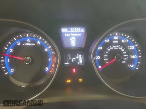 ✅ 2016 Hyundai Elantra • VIN: KMHD35LH9GU342617 • Лот: 91175005. Опубликован ранее на Copart с пробегом 81 896 миль. Бесплатный доступ к архиву аукционных продаж из США и подробный отчёт об истории автомобиля на DreamBid. Изображение 9.