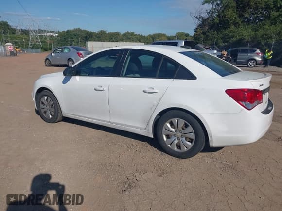✅ 2016 Chevrolet Cruze LS • VIN: 1G1PB5SG9G7222837 • Lot: 43190646. Listed on IAAI with 166,597 mi. Free auction sales archive from the USA and detailed vehicle history report at DreamBid. Image 3.
