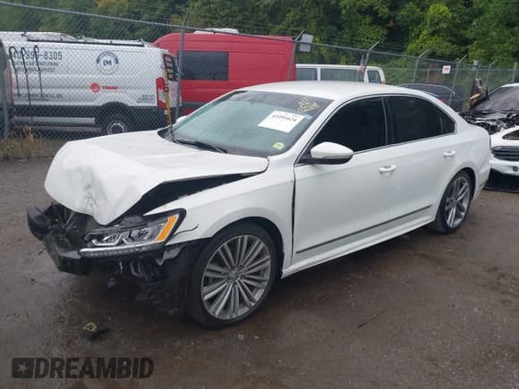 ✅ 2016 Volkswagen Passat S • VIN: 1VWAT7A35GC031778 • Lot: 43391624. Listed on IAAI with 142,946 mi. Free auction sales archive from the USA and detailed vehicle history report at DreamBid. Image 18.