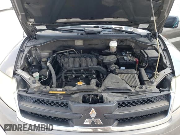 ✅ 2006 Mitsubishi Endeavor LS • VIN: 4A4MM21SX6E057845 • Lot: 73540884. Wystawiony na Copart z przebiegiem 155 531 mil. Bezpłatny archiwum sprzedaży aukcyjnych z USA i szczegółowy raport historii pojazdu na DreamBid. Zdjęcie 12.