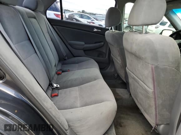 ✅ 2004 Honda Accord LX • VIN: 1HGCM56344A015795 • Лот: 84393305. Опубликован ранее на Copart с пробегом 216 021 миль. Бесплатный доступ к архиву аукционных продаж из США и подробный отчёт об истории автомобиля на DreamBid. Изображение 10.