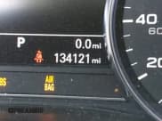 ✅ 2013 Audi A8 4.0L • VIN: WAUR2AFD7DN020673 • Lot: 43306801. Wystawiony na IAAI z przebiegiem 134 121 mil. Bezpłatny archiwum sprzedaży aukcyjnych z USA i szczegółowy raport historii pojazdu na DreamBid. Zdjęcie 16.