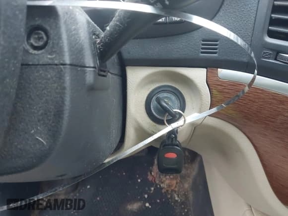 ✅ 2009 Hyundai Santa Fe Limited • VIN: 5NMSH13E59H239863 • Лот: 43649785. Опубликован ранее на IAAI с пробегом 193 058 миль. Бесплатный доступ к архиву аукционных продаж из США и подробный отчёт об истории автомобиля на DreamBid. Изображение 11.