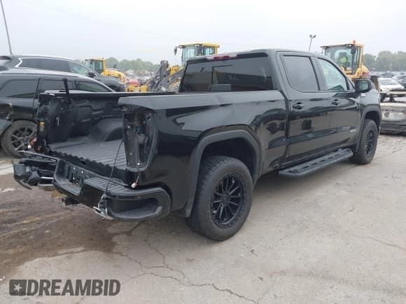 ✅ 2023 GMC Sierra 1500 AT4 • VIN: 1GTUUEE86PZ168734 • Lot: 43447266. Listed on IAAI with 43,713 mi. Free auction sales archive from the USA and detailed vehicle history report at DreamBid. Image 4.