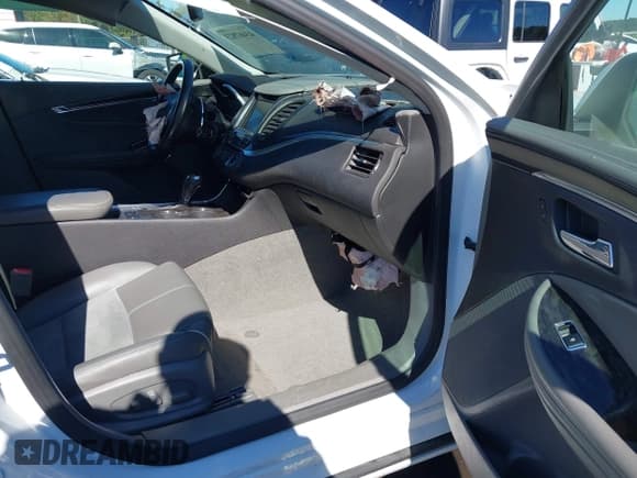 ✅ 2014 Chevrolet Impala LT • VIN: 2G1125S39E9189935 • Лот: 43467823. Опубликован ранее на IAAI с пробегом 136 118 миль. Бесплатный доступ к архиву аукционных продаж из США и подробный отчёт об истории автомобиля на DreamBid. Изображение 5.