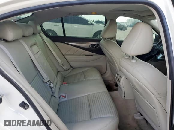 ✅ 2018 Infiniti Q50 Luxe • VIN: JN1EV7AP0JM592038 • Лот: 86096545. Опубликован ранее на Copart с пробегом 140 382 миль. Бесплатный доступ к архиву аукционных продаж из США и подробный отчёт об истории автомобиля на DreamBid. Изображение 10.