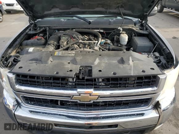 ✅ 2008 Chevrolet Silverado 2500HD 1LT • VIN: 1GCHK29678E155675 • Lot: 74595684. Wystawiony na Copart z przebiegiem 206 055 mil. Bezpłatny archiwum sprzedaży aukcyjnych z USA i szczegółowy raport historii pojazdu na DreamBid. Zdjęcie 11.