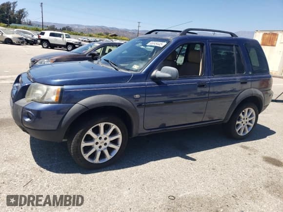 ✅ 2005 Land Rover Freelander • VIN: SALNY22215A451957 • Лот: 66049445. Опубликован ранее на Copart с пробегом Не указан. Бесплатный доступ к архиву аукционных продаж из США и подробный отчёт об истории автомобиля на DreamBid. Изображение 1.