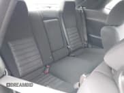 ✅ 2010 Dodge Challenger SE • VIN: 2B3CJ4DV4AH318483 • Lot: 41356521. Wystawiony na IAAI z przebiegiem 111 356 mil. Bezpłatny archiwum sprzedaży aukcyjnych z USA i szczegółowy raport historii pojazdu na DreamBid. Zdjęcie 8.