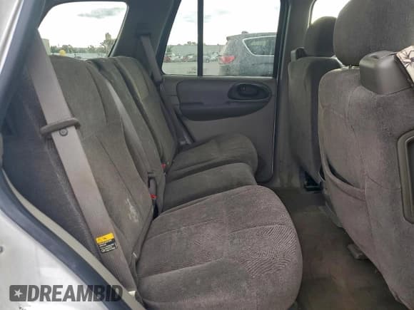 ✅ 2004 Chevrolet TrailBlazer LS • VIN: 1GNDT13S042335255 • Лот: 94756435. Опубликован ранее на Copart с пробегом 159 115 миль. Бесплатный доступ к архиву аукционных продаж из США и подробный отчёт об истории автомобиля на DreamBid. Изображение 11.