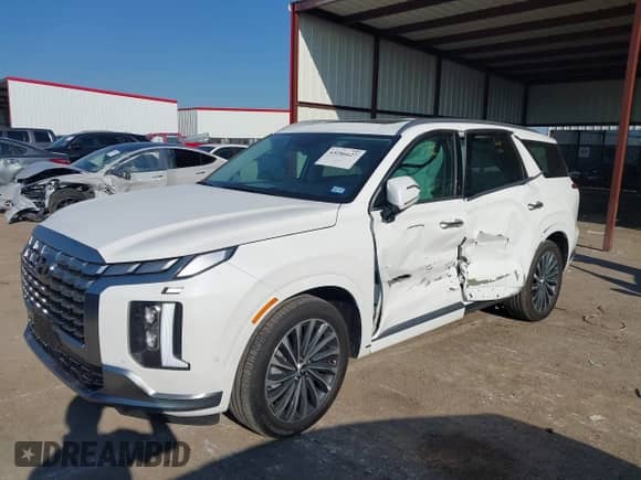 2025 Hyundai Palisade Calligraphy с VIN KM8R74GE2SU935197, выставлен на аукционе IAAI как лот 43286627 с пробегом 3 505 миль миль и . История ставок и продаж доступна на DreamBid. Изображение 17.