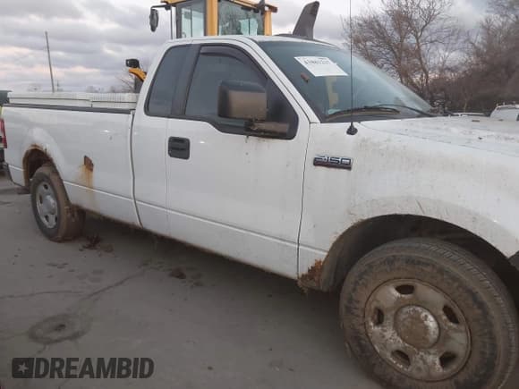 ✅ 2008 Ford F-150 XL • VIN: 1FTRF12W98KC49541 • Lot: 43881227. Wystawiony na IAAI z przebiegiem 222 757 mil. Bezpłatny archiwum sprzedaży aukcyjnych z USA i szczegółowy raport historii pojazdu na DreamBid. Zdjęcie 6.