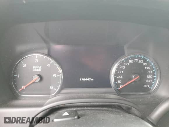 2016 Chevrolet Tahoe LTZ с VIN 1GNSKCKC2GR167906, выставлен на аукционе Copart как лот 86433835 с пробегом 178 447 миль миль и Списание • Salvage title. История ставок и продаж доступна на DreamBid. Изображение 9.