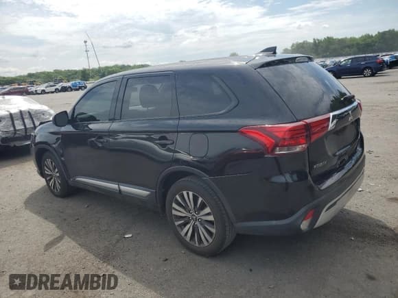 ✅ 2019 Mitsubishi Outlander ES • VIN: JA4AD2A39KZ054015 • Lot: 65226425. Wystawiony na Copart z przebiegiem 51 747 mil. Bezpłatny archiwum sprzedaży aukcyjnych z USA i szczegółowy raport historii pojazdu na DreamBid. Zdjęcie 2.