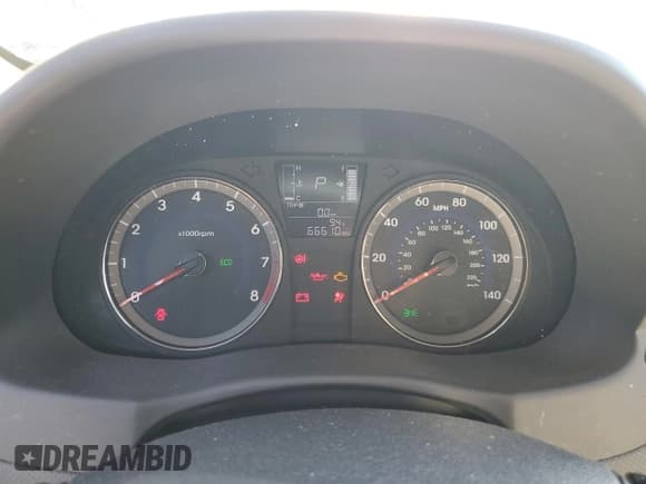 ✅ 2016 Hyundai Accent SE • VIN: KMHCT4AE0GU090674 • Лот: 73851314. Опубликован ранее на Copart с пробегом 66 610 миль. Бесплатный доступ к архиву аукционных продаж из США и подробный отчёт об истории автомобиля на DreamBid. Изображение 9.