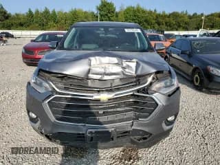 ✅ 2021 Chevrolet Traverse LT • VIN: 1GNEVHKW0MJ209981 • Lot: 70759544. Wystawiony na Copart z przebiegiem 98 551 mil. Bezpłatny archiwum sprzedaży aukcyjnych z USA i szczegółowy raport historii pojazdu na DreamBid. Zdjęcie 5.