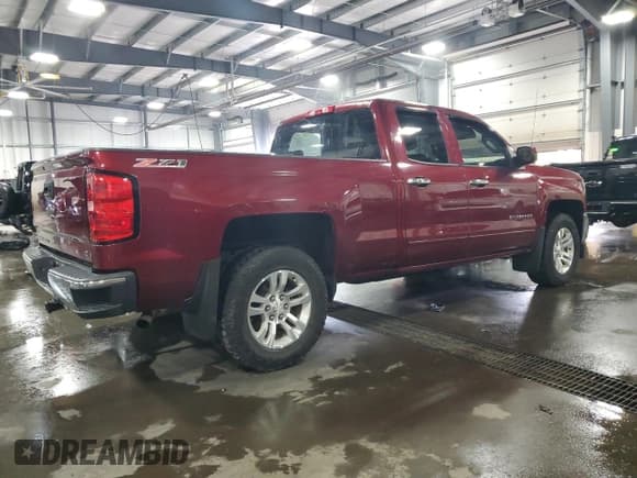 ✅ 2016 Chevrolet Silverado 1500 LT • VIN: 1GCVKREH4GZ245781 • Лот: 82093395. Опубликован ранее на Copart с пробегом 122 945 миль. Бесплатный доступ к архиву аукционных продаж из США и подробный отчёт об истории автомобиля на DreamBid. Изображение 3.