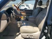 ✅ 2002 Lexus LX 470 • VIN: JTJHT00W423514530 • Lot: 67254975. Wystawiony na Copart z przebiegiem 271 231 mil. Bezpłatny archiwum sprzedaży aukcyjnych z USA i szczegółowy raport historii pojazdu na DreamBid. Zdjęcie 7.