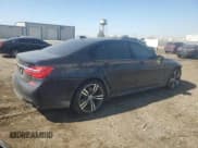 ✅ 2016 BMW 7 Series 750i xDrive • VIN: WBA7B0C51GG526703 • Lot: 48690465. Wystawiony na Copart z przebiegiem 73 853 mil. Bezpłatny archiwum sprzedaży aukcyjnych z USA i szczegółowy raport historii pojazdu na DreamBid. Zdjęcie 3.