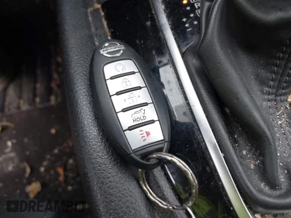 ✅ 2018 Nissan Rogue SV • VIN: JN8AT2MV4JW353227 • Lot: 43662115. Wystawiony na IAAI z przebiegiem 162 227 mil. Bezpłatny archiwum sprzedaży aukcyjnych z USA i szczegółowy raport historii pojazdu na DreamBid. Zdjęcie 11.