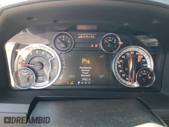 ✅ 2018 Ram 2500 Laramie • VIN: 3C6UR5NL2JG240498 • Лот: 81719715. Опубликован ранее на Copart с пробегом 75 092 миль. Бесплатный доступ к архиву аукционных продаж из США и подробный отчёт об истории автомобиля на DreamBid. Изображение 9.