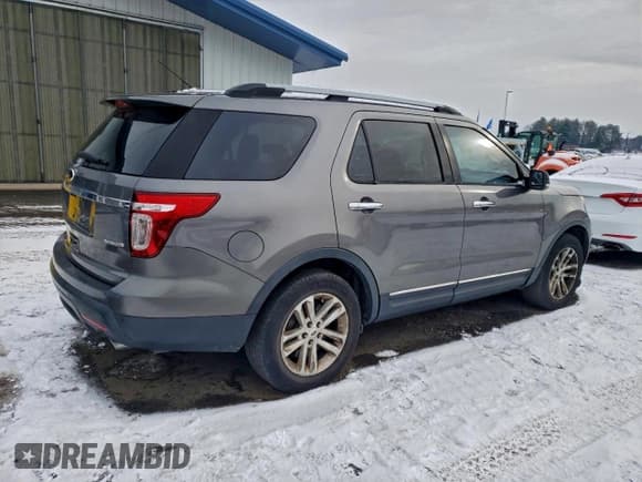 ✅ 2014 Ford Explorer XLT • VIN: 1FM5K7D89EGB15750 • Lot: 95693355. Wystawiony na Copart z przebiegiem 211 274 mil. Bezpłatny archiwum sprzedaży aukcyjnych z USA i szczegółowy raport historii pojazdu na DreamBid. Zdjęcie 3.