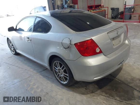 ✅ 2005 Scion tC • VIN: JTKDE177450019825 • Lot: 43894175. Wystawiony na IAAI z przebiegiem 245 045 mil. Bezpłatny archiwum sprzedaży aukcyjnych z USA i szczegółowy raport historii pojazdu na DreamBid. Zdjęcie 3.