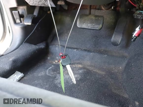 ✅ 2008 Ford Police Interceptor • VIN: 2FAFP71V98X144920 • Lot: 41708440. Wystawiony na IAAI z przebiegiem 220 381 mil. Bezpłatny archiwum sprzedaży aukcyjnych z USA i szczegółowy raport historii pojazdu na DreamBid. Zdjęcie 11.