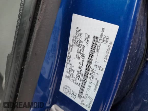 2018 Ford Escape SE z VIN 1FMCU9GD7JUA05961, wystawiony jako Copart lot #82458805 z przebiegiem Nie podano mil oraz Czysty tytuł • Clean title. Historia ofert i sprzedaży dostępna na DreamBid. Obrazek 14.