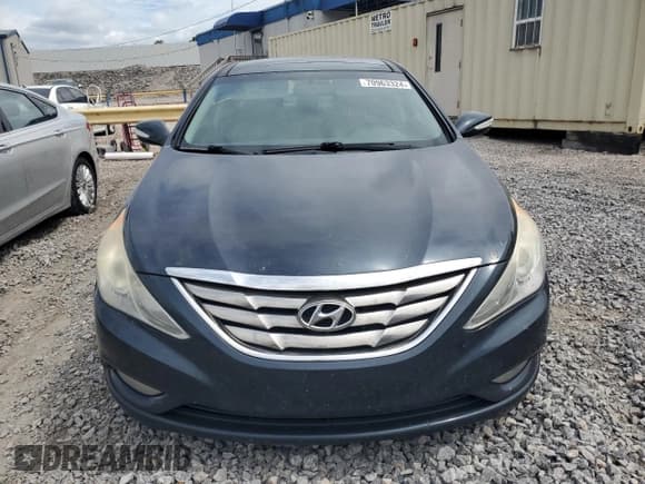✅ 2013 Hyundai Sonata SE • VIN: 5NPEC4AB4DH670857 • Lot: 70963324. Listed on Copart with 185,848 mi. Free auction sales archive from the USA and detailed vehicle history report at DreamBid. Image 5.