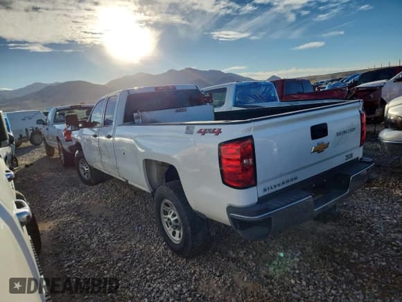 ✅ 2019 Chevrolet Silverado 2500HD Work Truck • VIN: 2GC2KREG4K1140380 • Лот: 80642355. Опубликован ранее на Copart с пробегом Не указан. Бесплатный доступ к архиву аукционных продаж из США и подробный отчёт об истории автомобиля на DreamBid. Изображение 2.