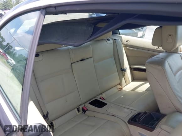 ✅ 2009 BMW 3 Series 328i • VIN: WBAWR335X9P461121 • Lot: 42685056. Listed on IAAI with 144,589 mi. Free auction sales archive from the USA and detailed vehicle history report at DreamBid. Image 8.