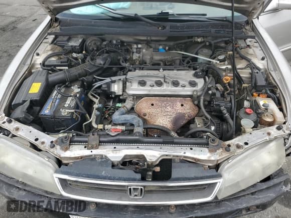 ✅ 1997 Honda Accord EX • VIN: 1HGCD5651VA007785 • Лот: 57520895. Опубликован ранее на Copart с пробегом 129 011 миль. Бесплатный доступ к архиву аукционных продаж из США и подробный отчёт об истории автомобиля на DreamBid. Изображение 11.