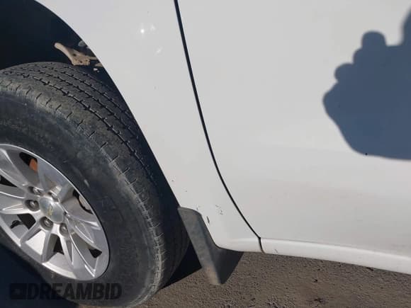 ✅ 2019 Chevrolet Silverado 1500 LT • VIN: 1GCUYDED6KZ289834 • Лот: 43586114. Опубликован ранее на IAAI с пробегом 129 856 миль. Бесплатный доступ к архиву аукционных продаж из США и подробный отчёт об истории автомобиля на DreamBid. Изображение 18.