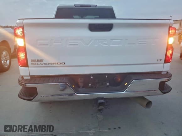 ✅ 2022 Chevrolet Silverado 2500HD LT • VIN: 1GC4YNEY0NF179067 • Лот: 93704085. Опубликован ранее на Copart с пробегом 77 136 миль. Бесплатный доступ к архиву аукционных продаж из США и подробный отчёт об истории автомобиля на DreamBid. Изображение 6.