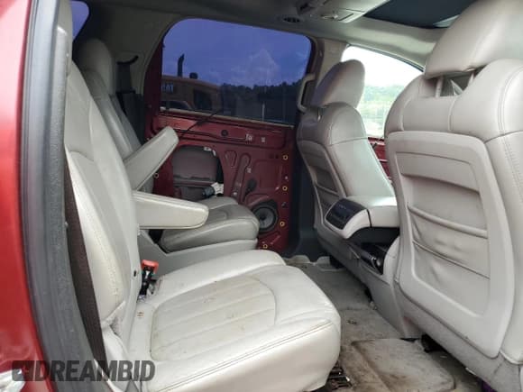 ✅ 2009 GMC Acadia SLT2 • VIN: 1GKER33D49J116518 • Lot: 68168905. Listed on Copart with 182,604 mi. Free auction sales archive from the USA and detailed vehicle history report at DreamBid. Image 11.