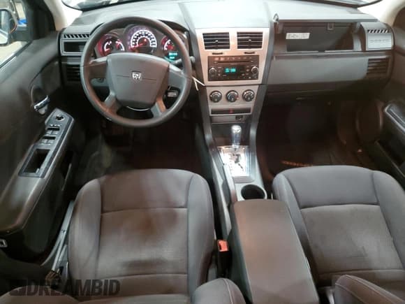 ✅ 2010 Dodge Avenger SXT • VIN: 1B3CC4FB7AN139388 • Лот: 87806415. Опубликован ранее на Copart с пробегом 180 245 миль. Бесплатный доступ к архиву аукционных продаж из США и подробный отчёт об истории автомобиля на DreamBid. Изображение 8.