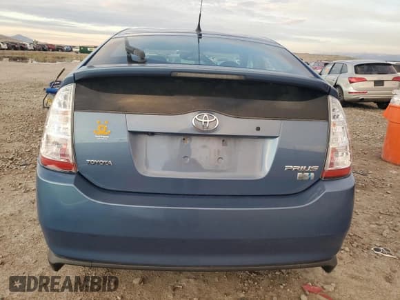 ✅ 2007 Toyota Prius • VIN: JTDKB20U177675875 • Lot: 93255845. Listed on Copart with 92,724 mi. Free auction sales archive from the USA and detailed vehicle history report at DreamBid. Image 6.