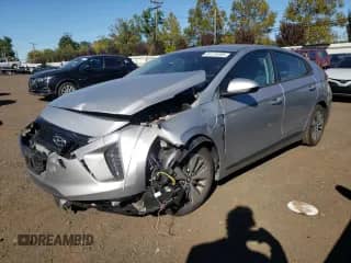 2019 Hyundai Ioniq с VIN KMHC65LD8KU181539, выставлен на аукционе Copart как лот 84170285 с пробегом 55 659 миль миль и Списание • Salvage title. История ставок и продаж доступна на DreamBid. Изображение 1.