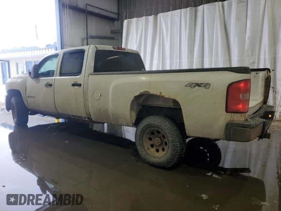 ✅ 2009 Chevrolet Silverado 2500HD Work Truck • VIN: 1GCHK43K99F138423 • Lot: 43836385. Wystawiony na Copart z przebiegiem 218 679 mil. Bezpłatny archiwum sprzedaży aukcyjnych z USA i szczegółowy raport historii pojazdu na DreamBid. Zdjęcie 2.