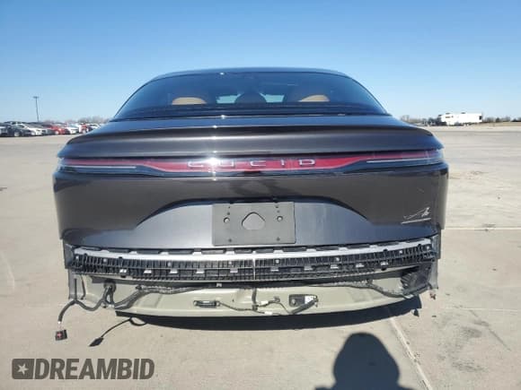 ✅ 2024 Lucid Air Grand Touring • VIN: 50EA1GBA4RA007729 • Lot: 42132885. Wystawiony na Copart z przebiegiem 5 276 mil. Bezpłatny archiwum sprzedaży aukcyjnych z USA i szczegółowy raport historii pojazdu na DreamBid. Zdjęcie 6.
