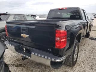 ✅ 2019 Chevrolet Silverado 1500 LT • VIN: 2GCRCPECXK1143409 • Lot: 77702824. Wystawiony na Copart z przebiegiem Nie podano. Bezpłatny archiwum sprzedaży aukcyjnych z USA i szczegółowy raport historii pojazdu na DreamBid. Zdjęcie 6.