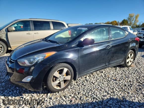 2013 Hyundai Elantra Limited with VIN 5NPDH4AE8DH393914, listed as a Copart auction lot 82622775 with Not provided miles and Clean title. Bid and sale history available at DreamBid. Image 1.