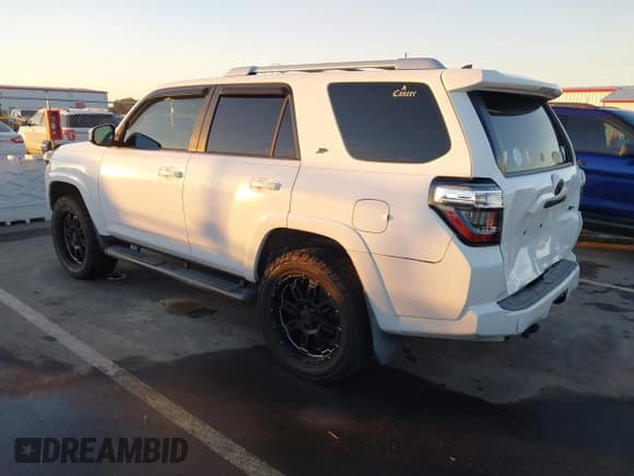 ✅ 2015 Toyota 4Runner Limited • VIN: JTEBU5JR0F5225405 • Lot: 43614418. Listed on IAAI with 273,724 mi. Free auction sales archive from the USA and detailed vehicle history report at DreamBid. Image 3.