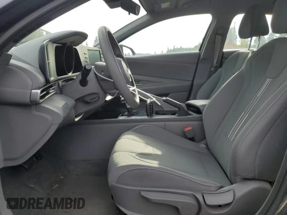 ✅ 2023 Hyundai Elantra SEL • VIN: 5NPLM4AG8PH095943 • Lot: 92256535. Listed on Copart with 33,714 mi. Free auction sales archive from the USA and detailed vehicle history report at DreamBid. Image 7.