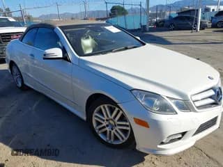 ✅ 2011 Mercedes-Benz E 550 • VIN: WDDKK7CF0BF084189 • Лот: 43785929. Опубликован ранее на IAAI с пробегом 170 028 миль. Бесплатный доступ к архиву аукционных продаж из США и подробный отчёт об истории автомобиля на DreamBid. Изображение 1.