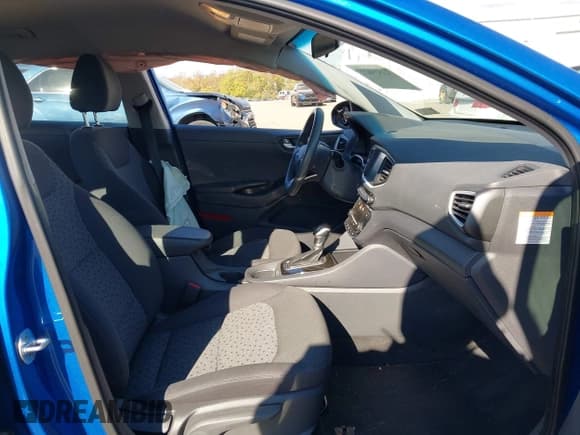 ✅ 2018 Hyundai Ioniq Blue • VIN: KMHC65LC1JU102735 • Lot: 43529622. Wystawiony na IAAI z przebiegiem 100 034 mil. Bezpłatny archiwum sprzedaży aukcyjnych z USA i szczegółowy raport historii pojazdu na DreamBid. Zdjęcie 5.